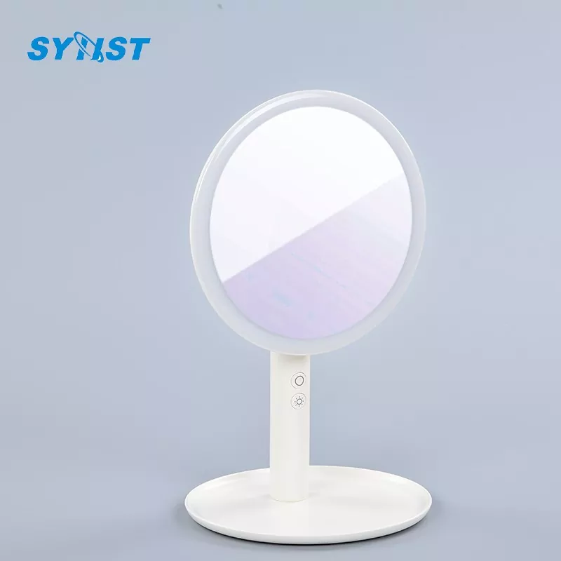 Apa prabédan antarane pangilon dandanan LED lan pangilon klamben biasa kanthi lampu meja?